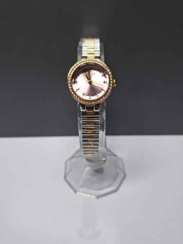 ساعت زنانه برند تیسوت تک موتور دور نگین