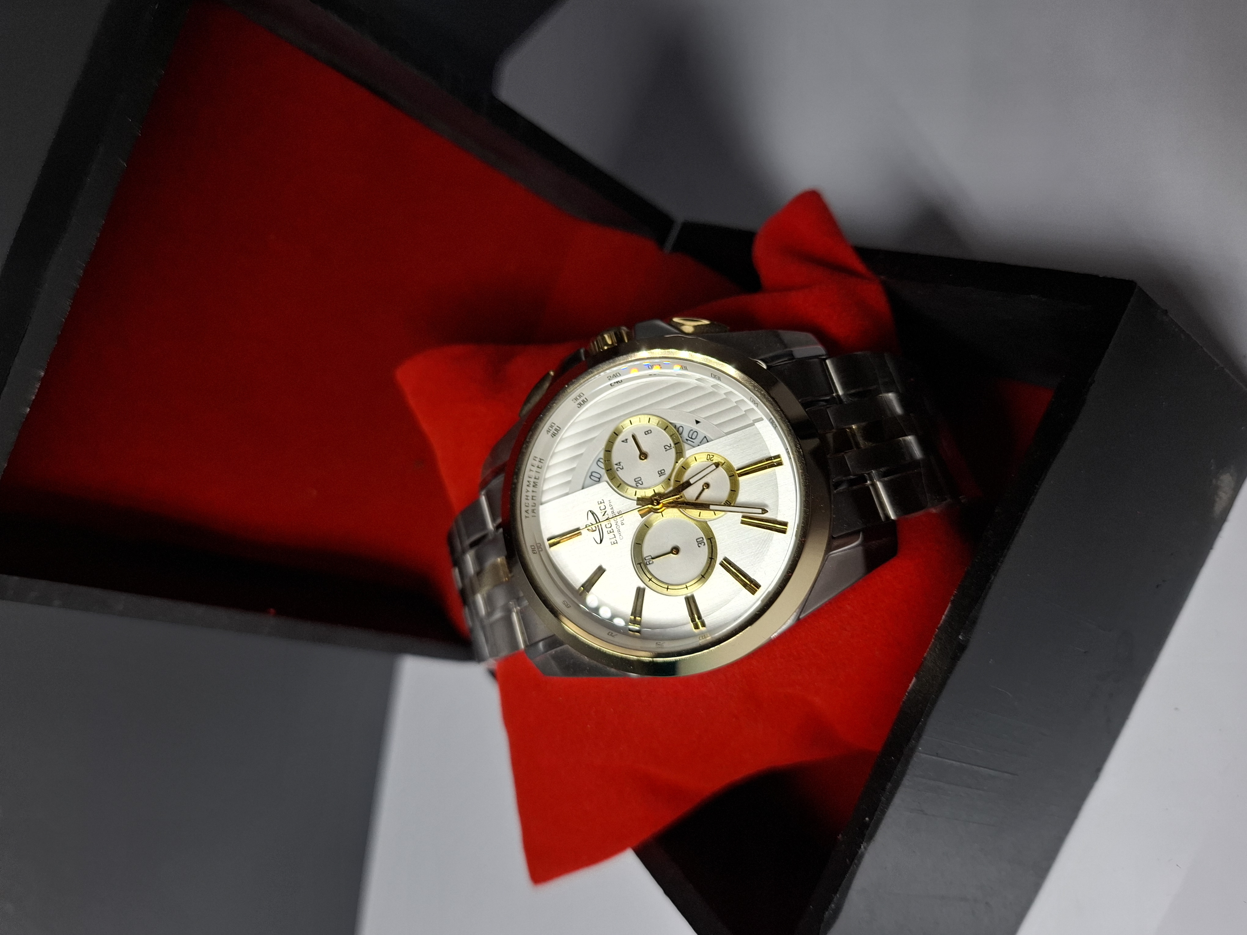 ساعت مردانه برند الگانس داخل جعبه