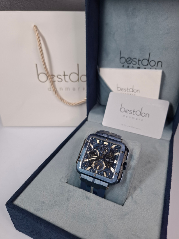 ساعت مردانه برند بستدان با جعبه و پاکت دفترچه بستدان
