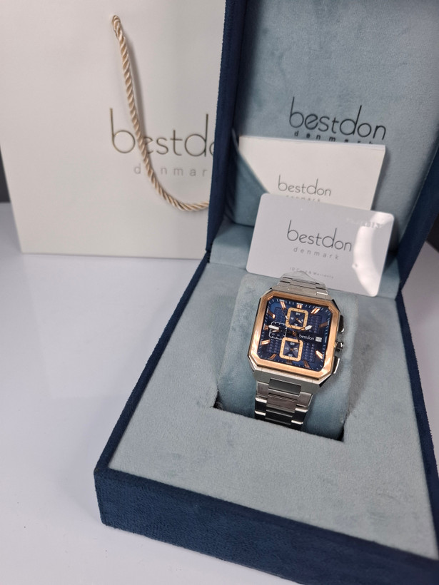 ساعت مردانه برند بستدان با جعبه و پاکت دفترچه بستدان