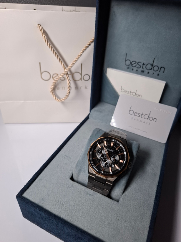 ساعت مردانه برند بستدان با جعبه و پاکت دفترچه بستدان
