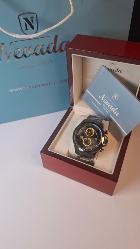 ساعت مردانه برند نوادا با جعبه و پاکت دفترچه نوادا