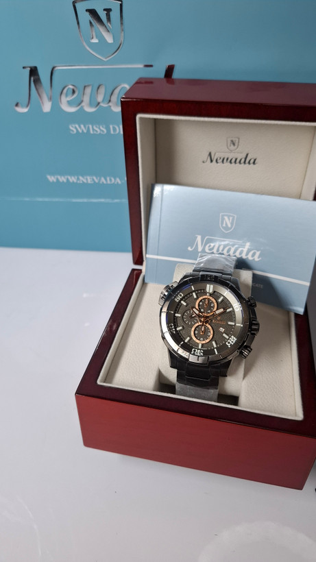 ساعت مردانه برند نوادا با جعبه و پاکت دفترچه نوادا