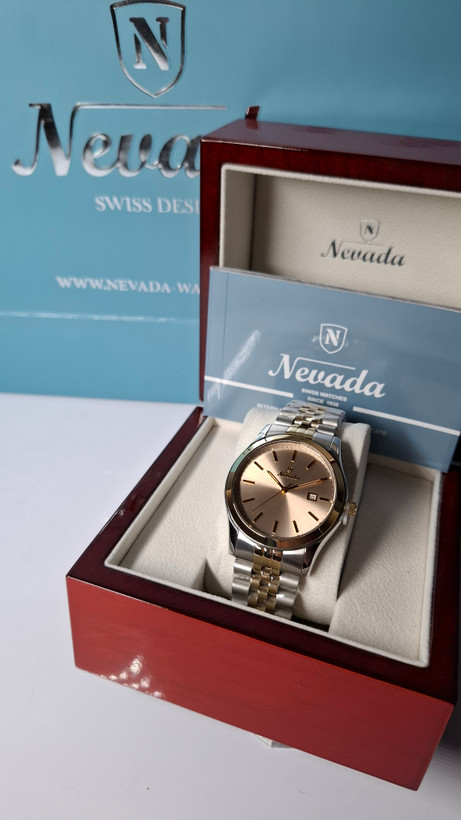 ساعت مردانه برند نوادا با جعبه و پاکت دفترچه نوادا