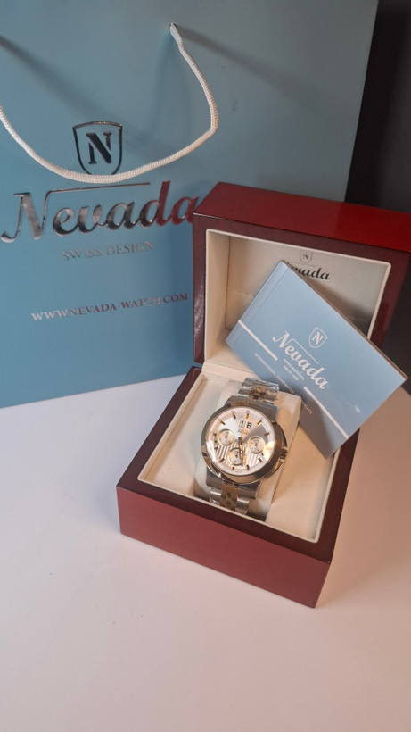 ساعت مردانه برند نوادا با جعبه و پاکت دفترچه نوادا