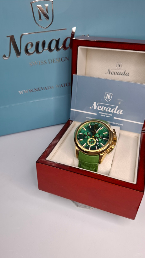 ساعت مردانه برند نوادا با جعبه و پاکت دفترچه نوادا