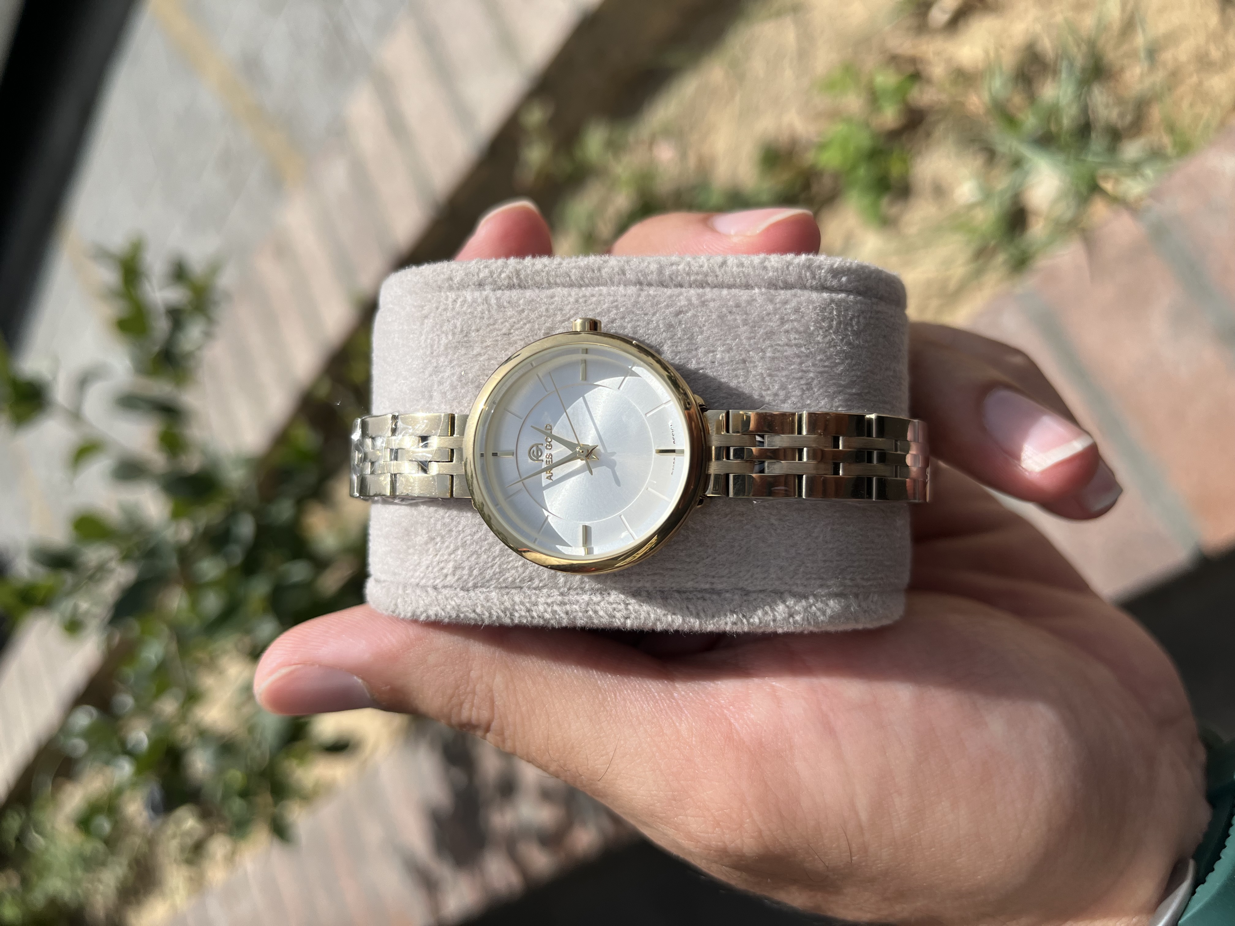 ساعت زنانه آریس گلد زنانه صفحه سفید